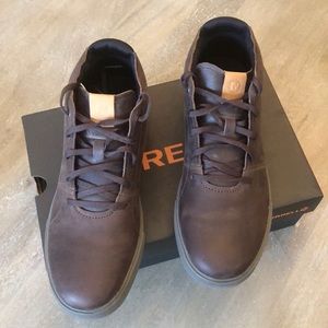 merrell barkley chukka boots